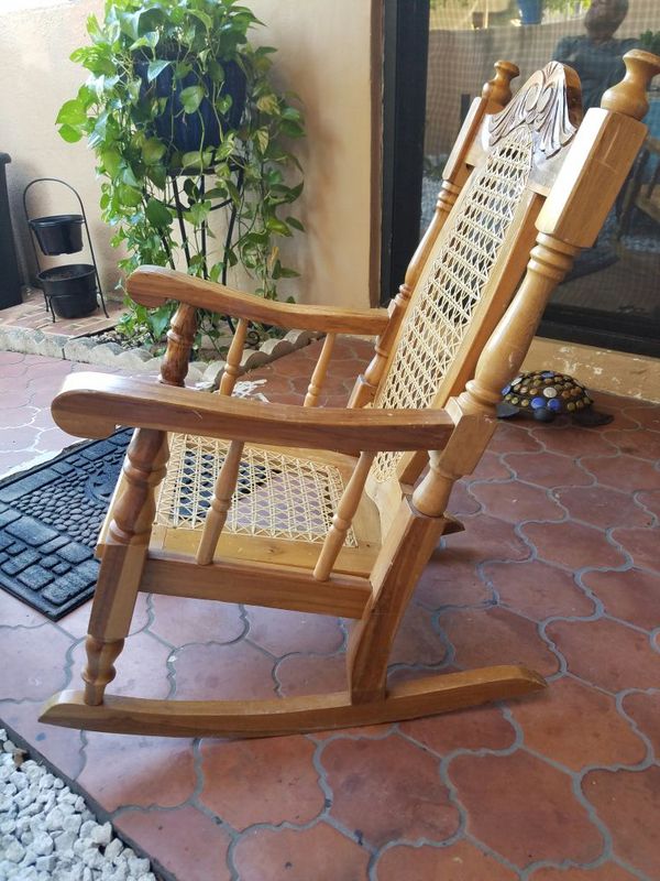 Sillon De Madera Cubano Para Niños For Sale In Miami Fl Offerup 6258