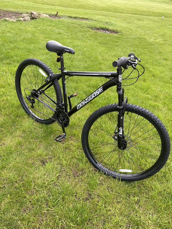 mongoose detour mountain bike