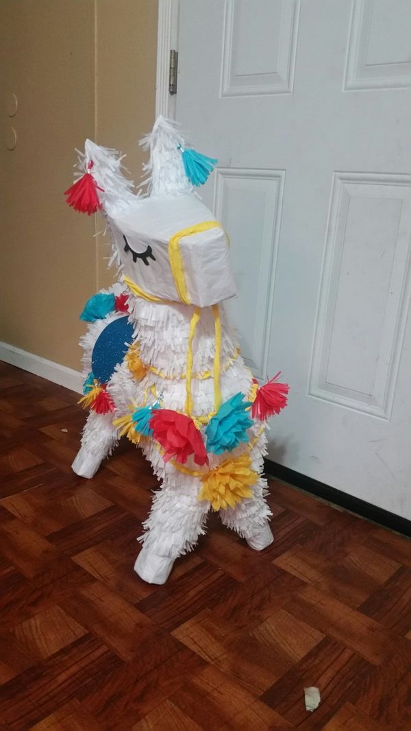 Pinata for Sale in Dallas, TX OfferUp