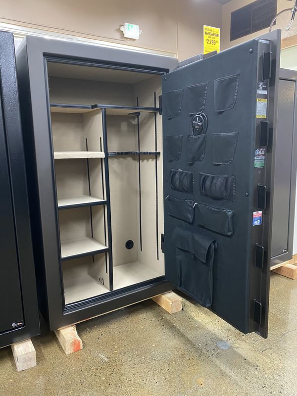 Colonial 30 U.S. Built Liberty Gun Safe (FREE curbside delivery) for