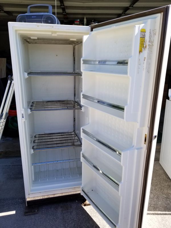 Upright deep freezer for Sale in Columbia, SC - OfferUp