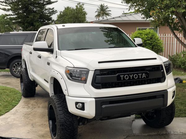 2016 TOYOTA TUNDRA 550HP SUPERCHARGED TRD PRO 4X4 for Sale in Miami, FL