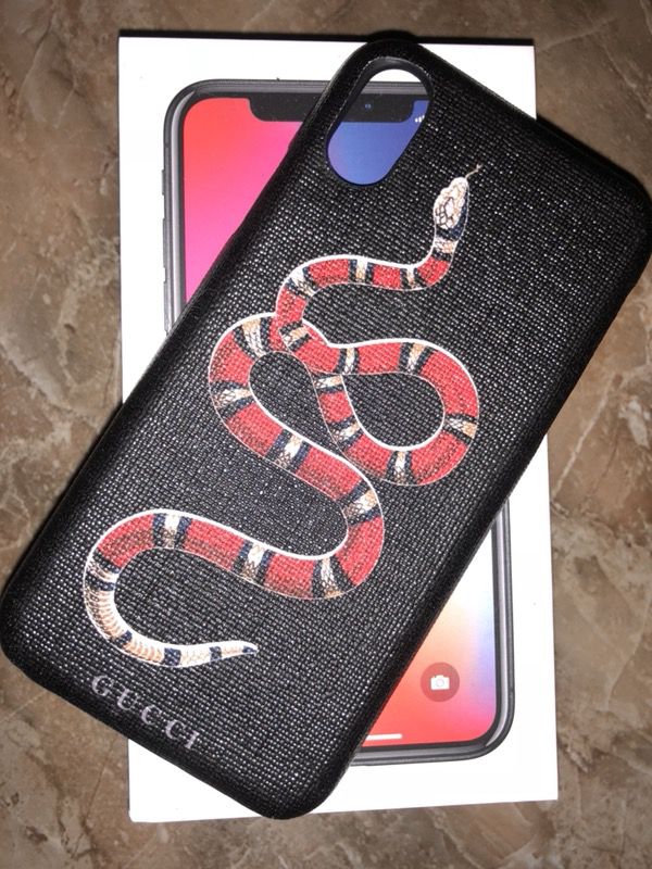 Featured image of post Gucci Snake On Iphone X You can also upload and share your favorite gucci snake wallpapers