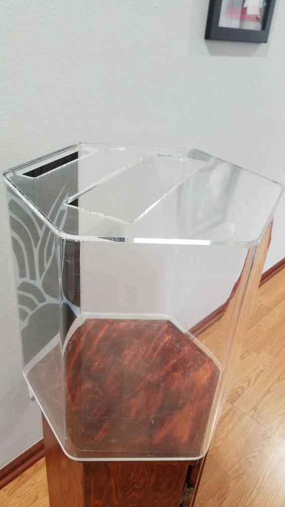 Aquarium -TRUVU Acrylic 15 gallons fish tank, excellent conditions. for