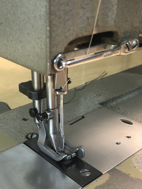 PFAFF 145 H3 Industrial Walking Foot Leather Upholstery Sewing Machine