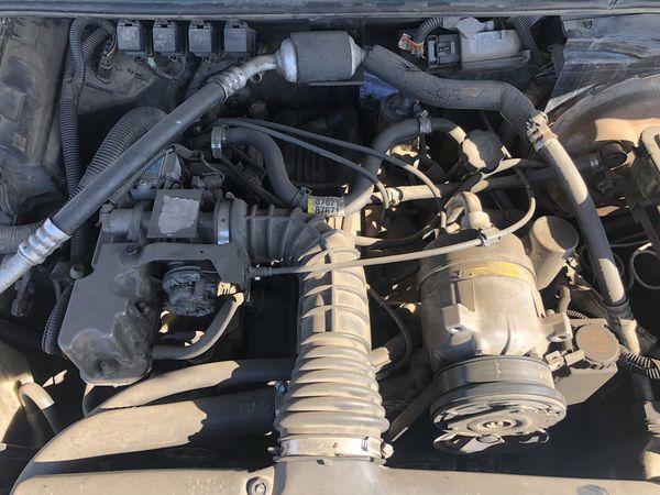 1997 Chevy S10 2.2 for parts for Sale in Phoenix, AZ OfferUp