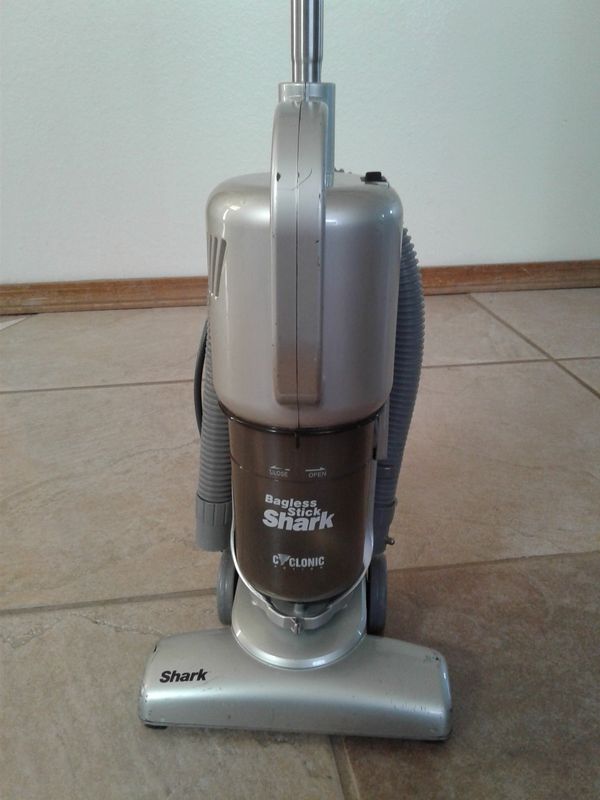 Shark Euro Pro X Vacuum for Sale in Albuquerque, NM OfferUp