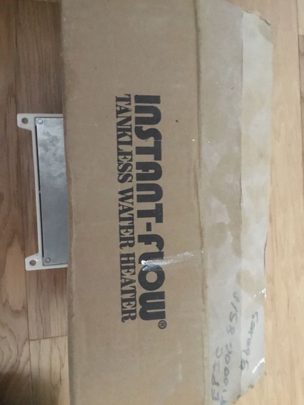 Chronomite SR-20L/208 HTR 208-Volt 20-Amp SR Series Instant-Flow Low