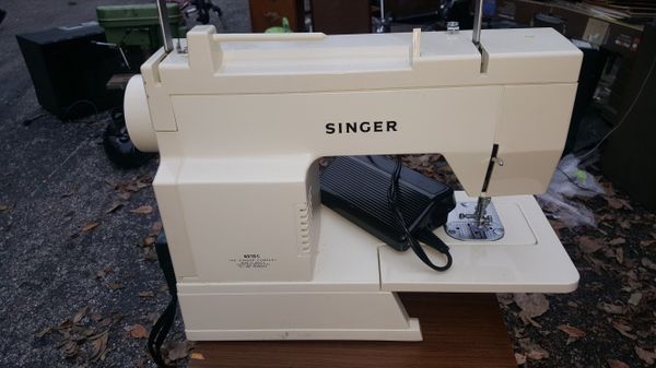 SINGER 6215C SEWING MACHINE for Sale in Indianapolis, IN - OfferUp
