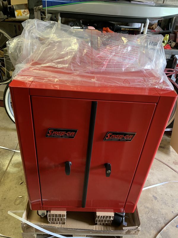 Snap on fridge and microwave for Sale in PLYMOUTH MTNG, PA - OfferUp