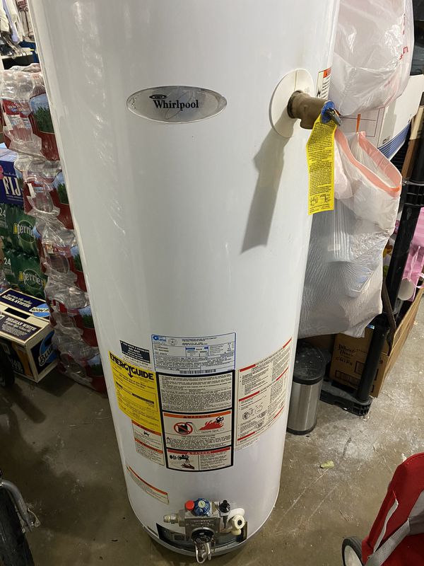 Gas water heater (free) 50 gallon for Sale in WA