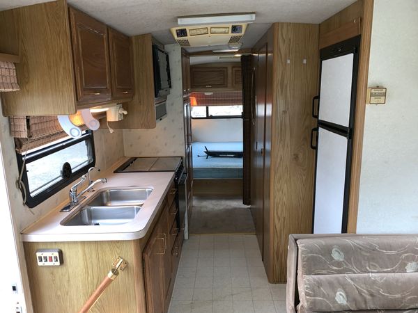 1992 Fleetwood Bounder 28ft Class A Motorhome Super Clean for Sale in ...