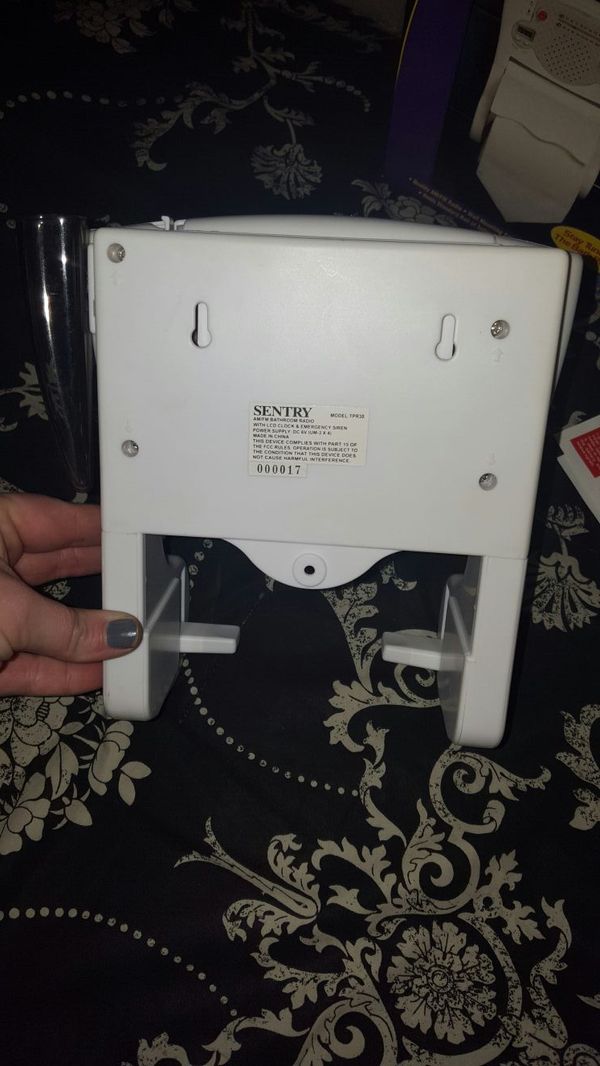 *NIB* Vintage Sentry Bathroom Radio/Toilet Paper Holder for Sale in Tulsa, OK OfferUp