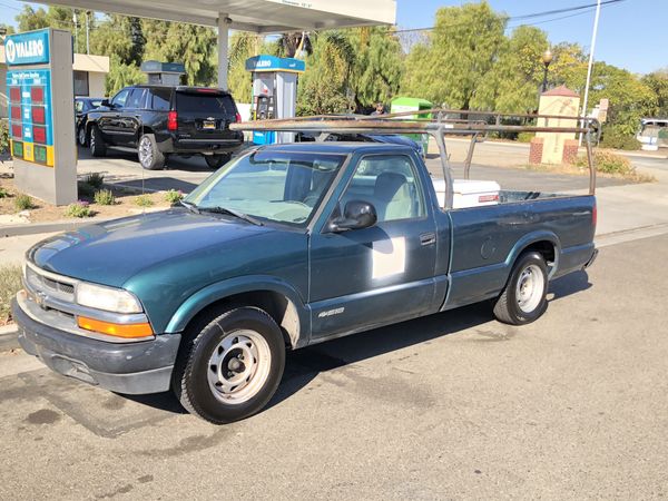 2000 Chevy S10 Long bed work truck V6 4.3L auto for Sale in Modesto, CA ...