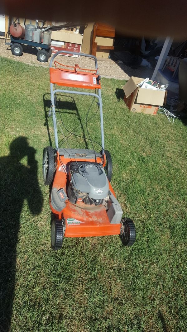 Scotts 6.0 horsepower, 21 inch, selfpropelled, Turf & Vac 3, lawn