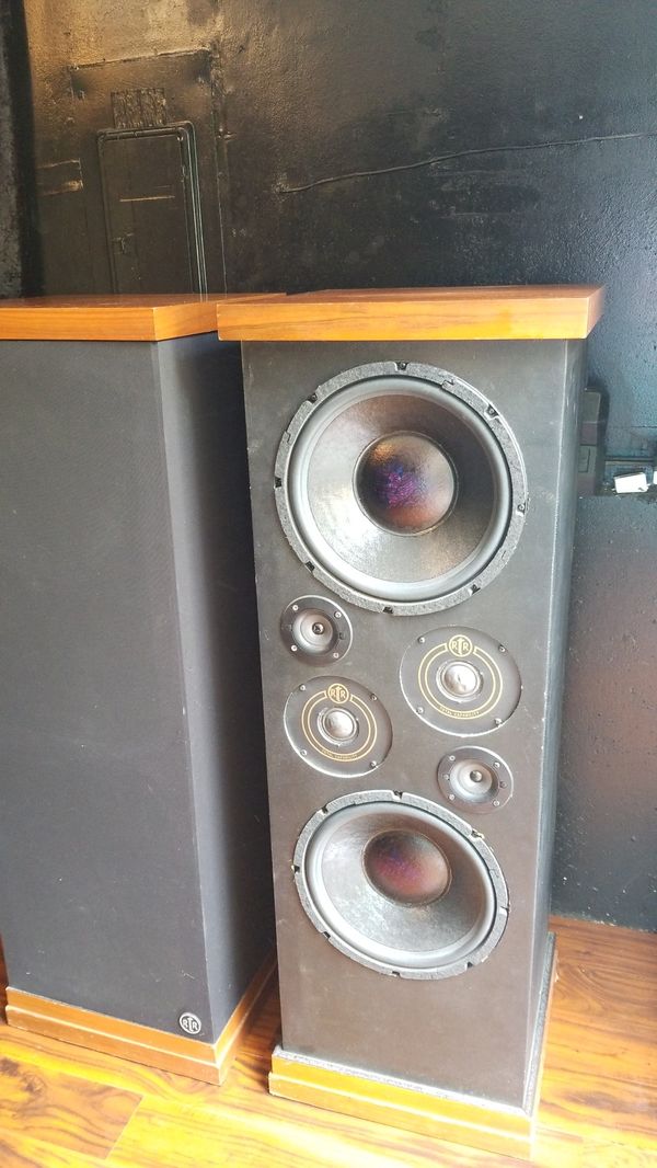 Vintage Rtr Model 600d Large Speakers For Sale In Lakewood Wa Offerup