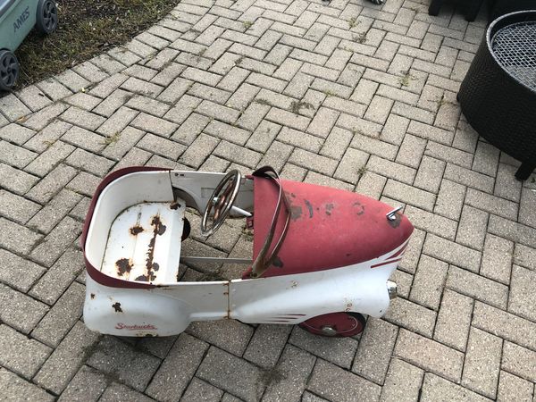 starbucks pedal car