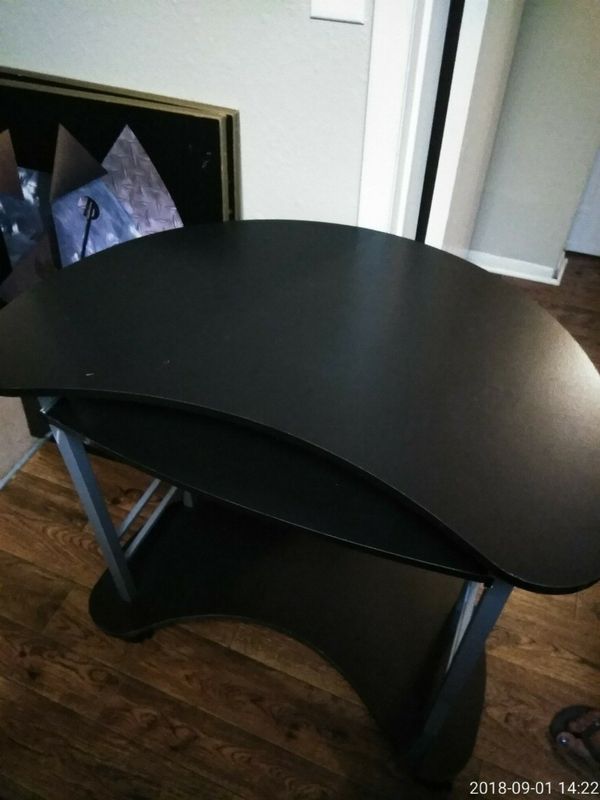 Computer Desk for Sale in Greensboro, NC - OfferUp