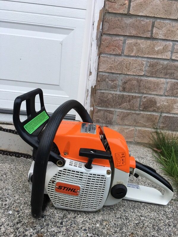 STIHL 028 AV SUPER WOOD BOSS CHAINSAW 20" INCH BAR, ECXELENT CONDITION for Sale in Lake Stevens