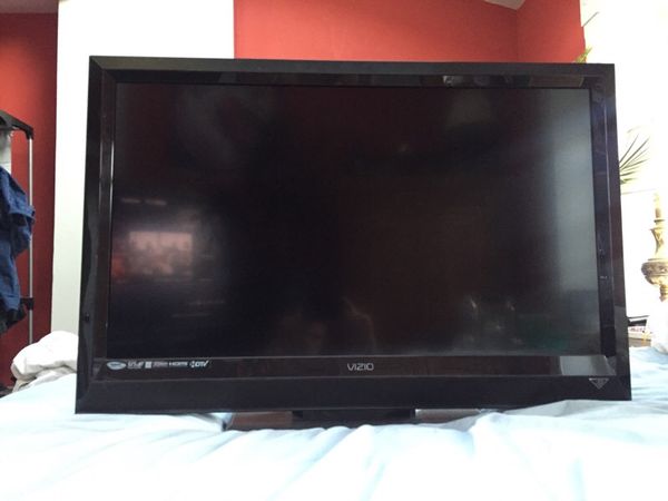 36 Inch Vizio HD TV For Sale In New Haven CT OfferUp