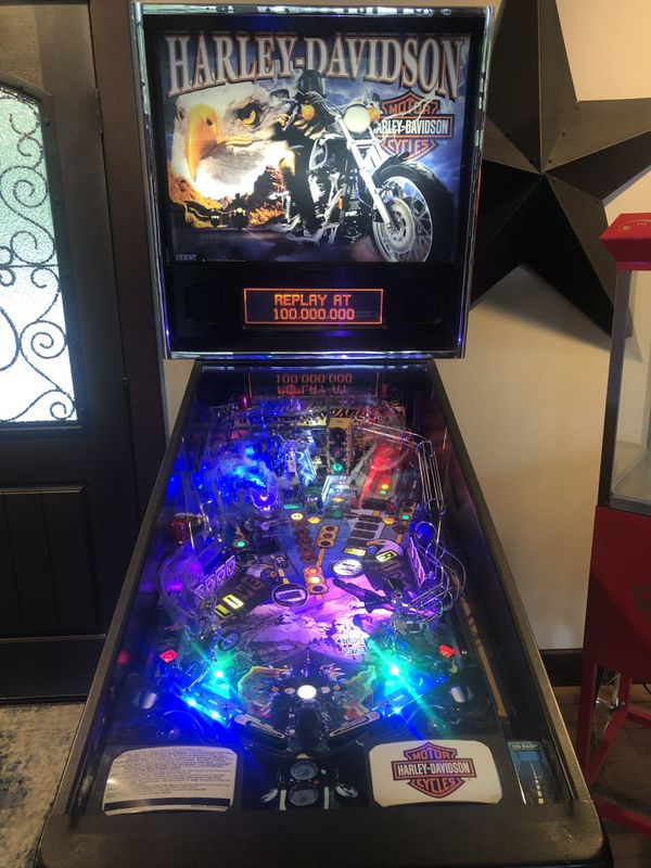 RARE Harley Davidson pinball machine sega 1999 for Sale in Enumclaw, WA