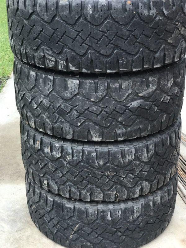 Lt 305/55r20 Goodyear Wrangler duratrac for Sale in Garland, TX - OfferUp