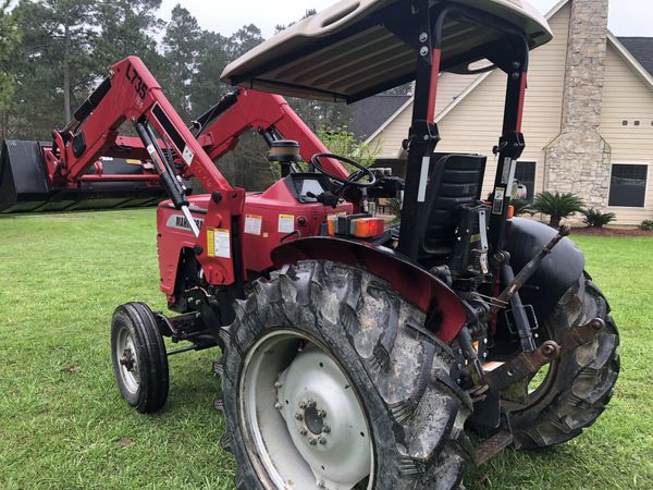 35 hp mahindra diesel tractor only 650 hrs for Sale in Hockley, TX ...