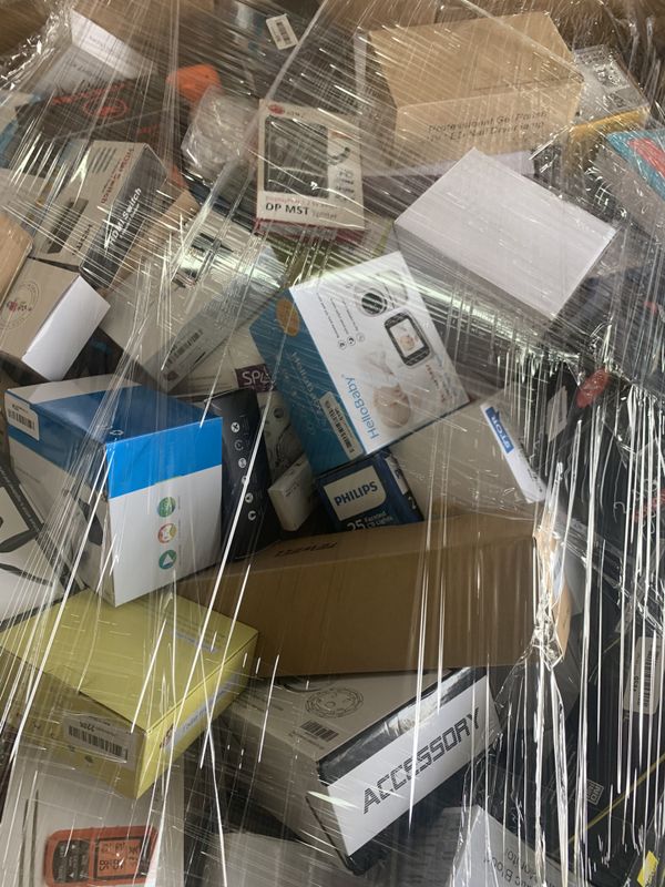 Amazon returns pallets for sale for Sale in Glendora, CA