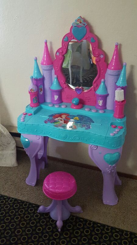 ariel vanity disney