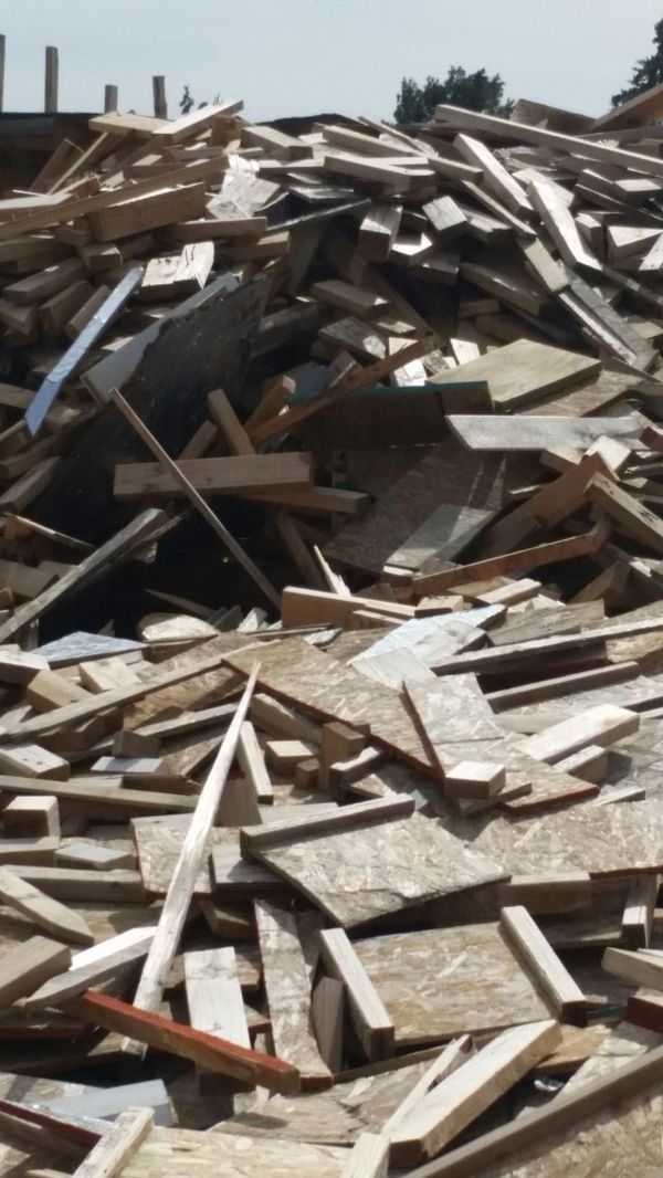 Scrap wood for Sale in Phelan, CA OfferUp