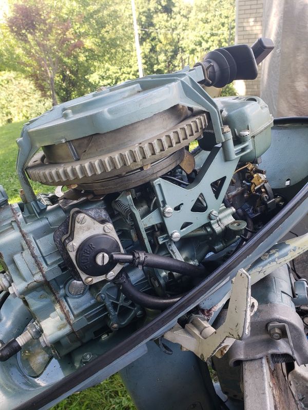 Evinrude 18 hp fastwin for Sale in Brookfield, WI - OfferUp