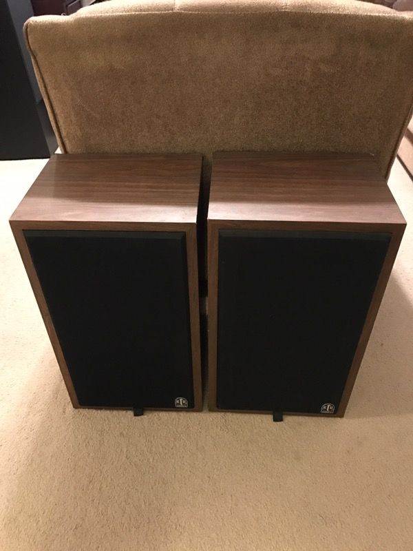Vintage RtR Series III Speakers for Sale in Greensboro, NC OfferUp
