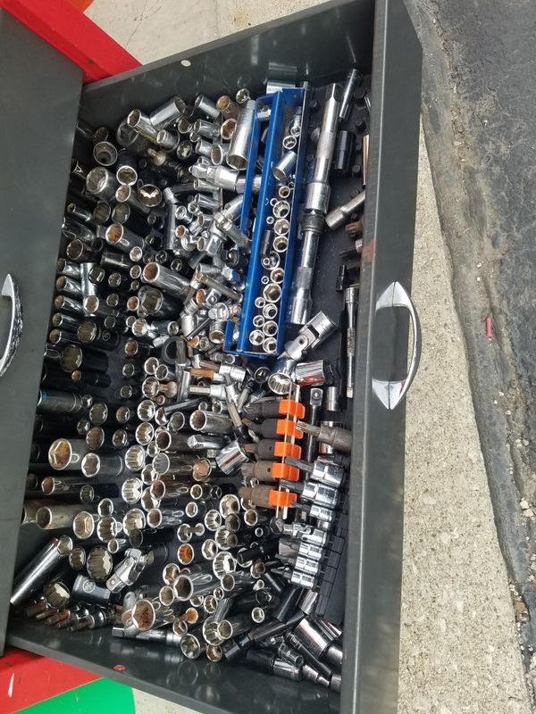 Vintage proto tool box full of tools 300 firm for Sale in Livonia, MI