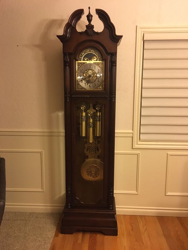 Howard Miller Grandfather Clock for Sale in Lake Stevens, WA OfferUp