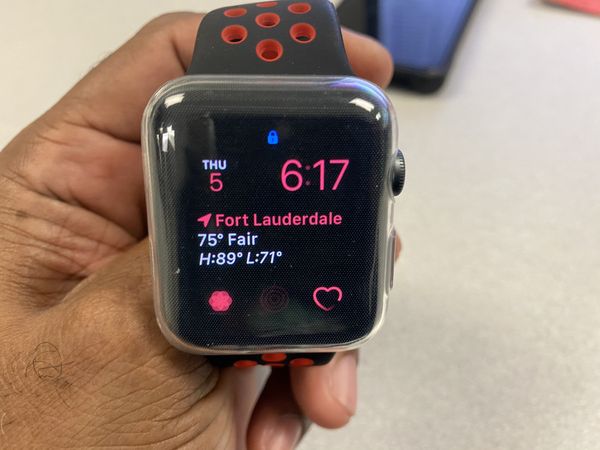 apple watch series 3 42mm red dot