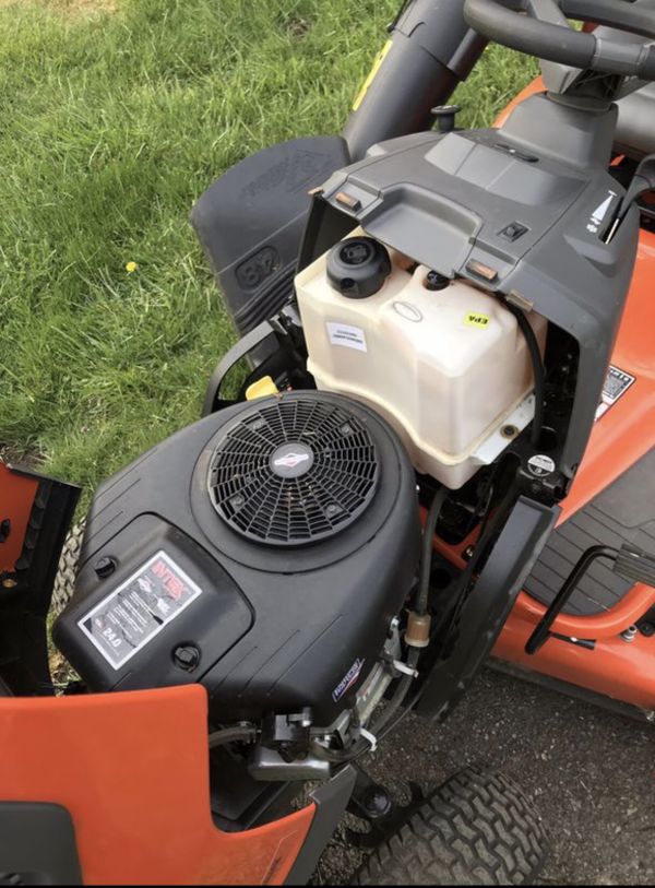 Husqvarna 48” riding mower for Sale in Enumclaw, WA - OfferUp