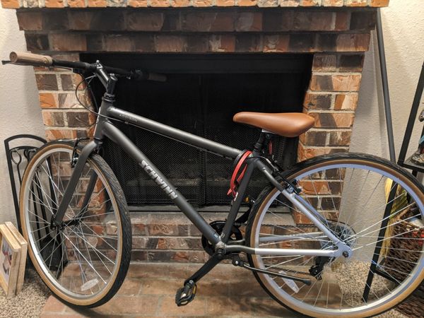 schwinn addison men's bike