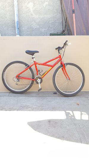 Bike cannondale female bike male bike for Sale in San Fernando, CA