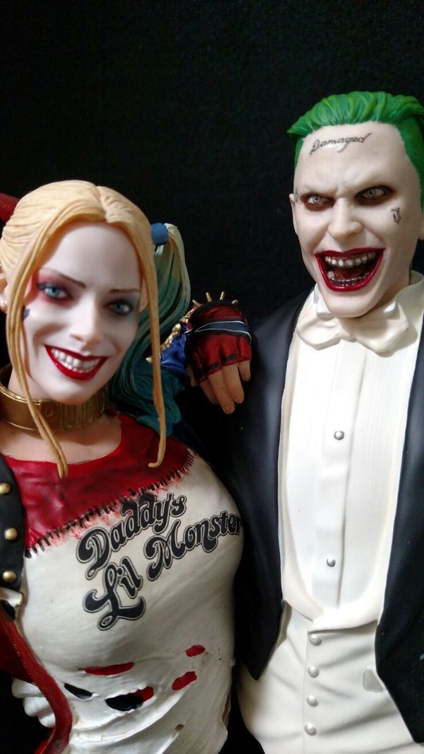 suicide squad harley quinn and joker statue