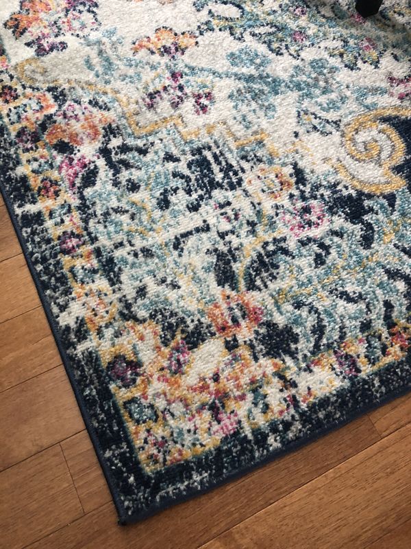 6’7” x 9” area rug for Sale in Wauconda, IL OfferUp