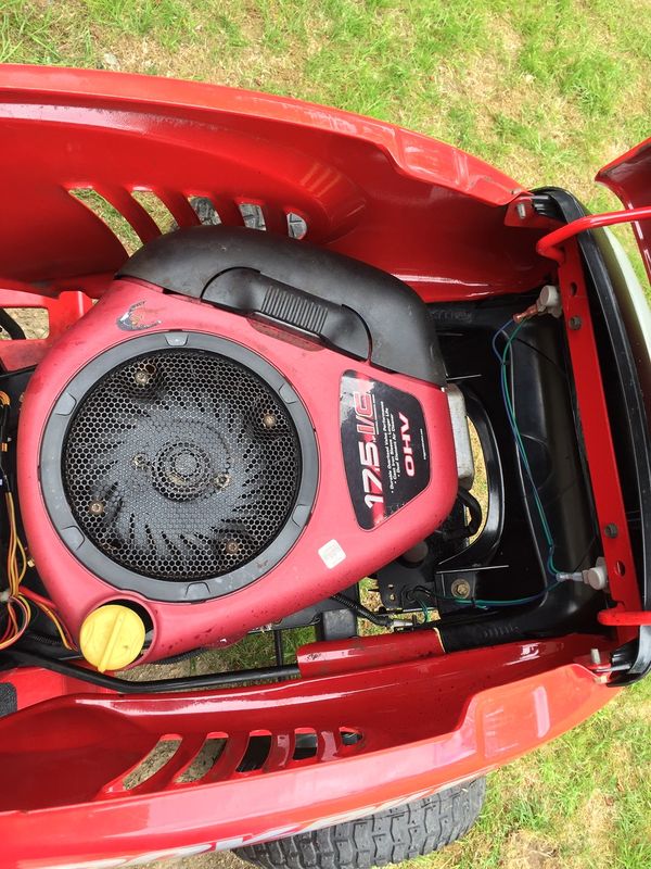 Troy Bilt 8 speed transmission lawn riding mower for Sale in Kent, WA