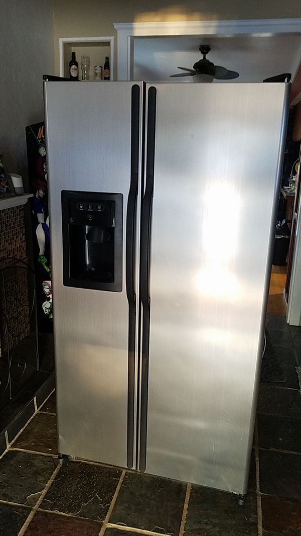 GE Refrigerator Model GSL25JFPABS for Sale in Lakeside, CA OfferUp