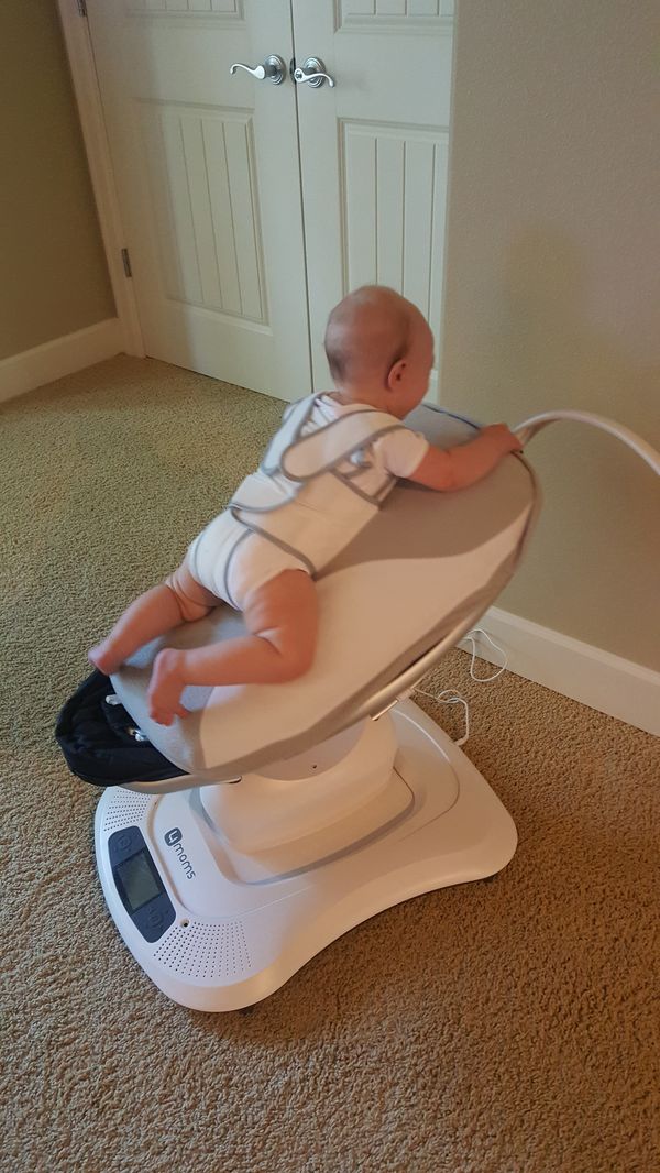 4moms MamaRoo & Babocush for Sale in Portland, OR OfferUp