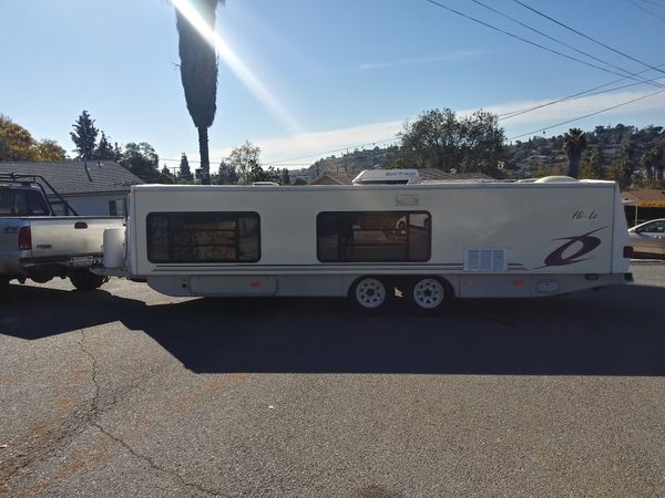 Hi low camper great condition ! Tags up to date tittle in hand for Sale
