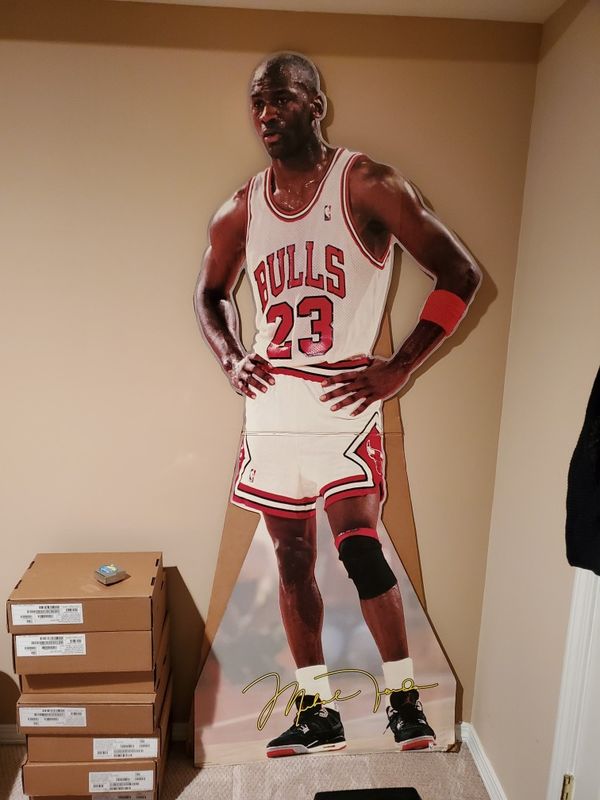 Rare Michael Jordan cut out for Sale in Bloomingdale, IL - OfferUp