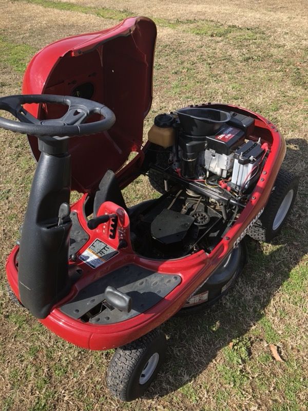 Craftsman DRM 500 Riding Mower/Mulcher/Vacuum for Sale in Goldsboro, NC