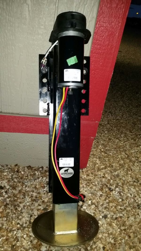 Atwood Rear 15k Leveling Leg for Sale in Fort Worth, TX OfferUp