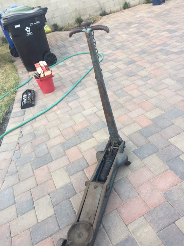 Vintage walker floor jack for Sale in Commerce, CA OfferUp