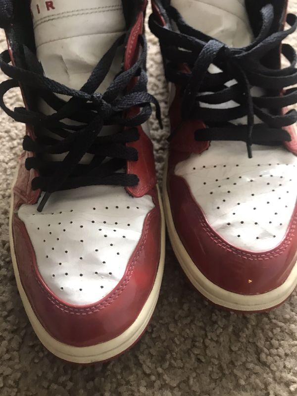 Jordan 1 Chicago Patent Leather - PHILL MY KICKS