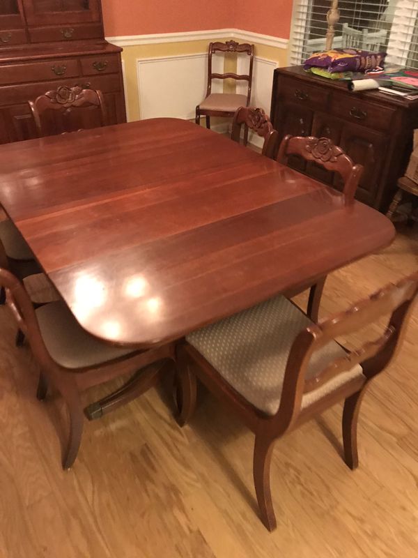 Willett Solid Cherry China with Willett Cherry Dining